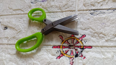 Scissors for herbs and vegetables