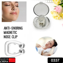 Magnetic nose clip to stop snoring for a better sleep